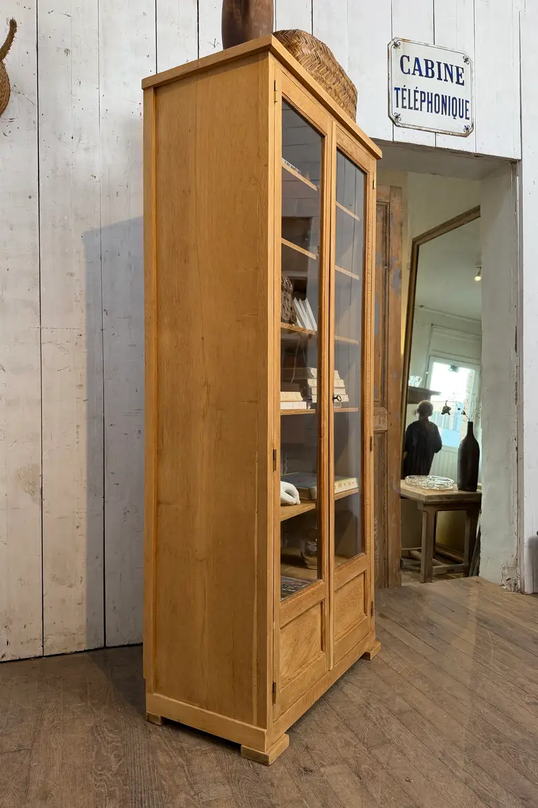 Vitrine des années 50 en chêne