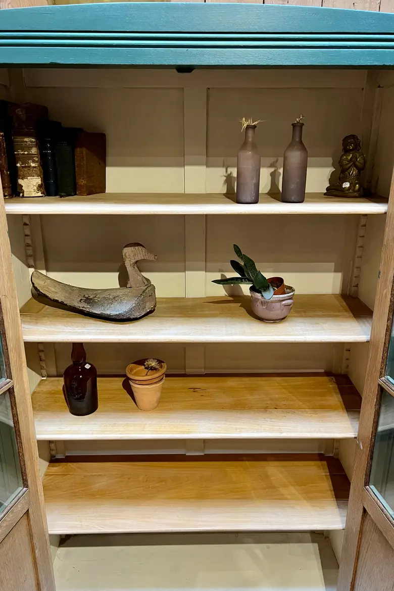 Vitrine en bois des années 50