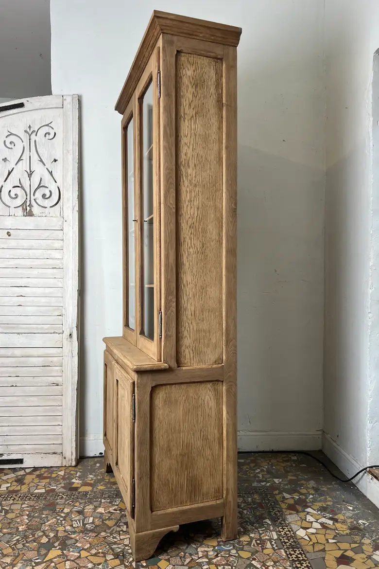 Vitrine en chêne