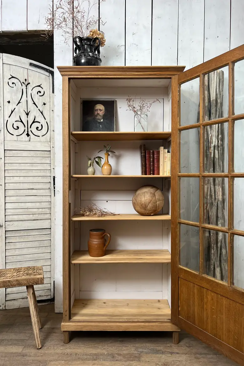 Vitrine en chêne massif – Années 50