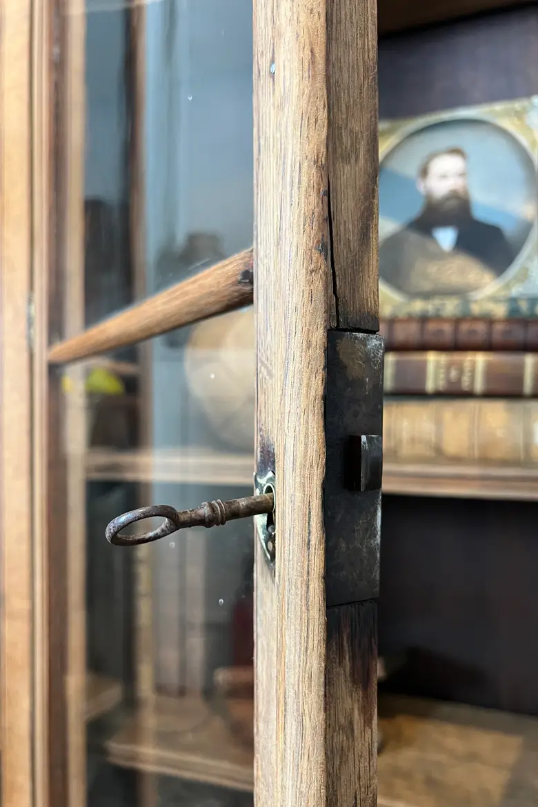 Vitrine en chêne XIXème