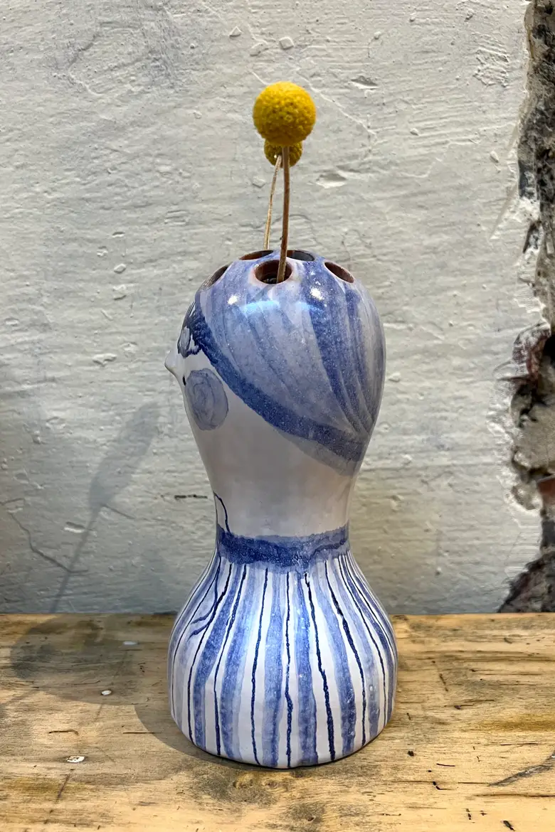 Ancienne céramique pique fleurs Années 60 — vue de dos du vase